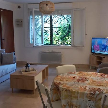 Appartement Et Sa Grande Terrasse En Rez De Jardin Saint Aygulf Εξωτερικό φωτογραφία