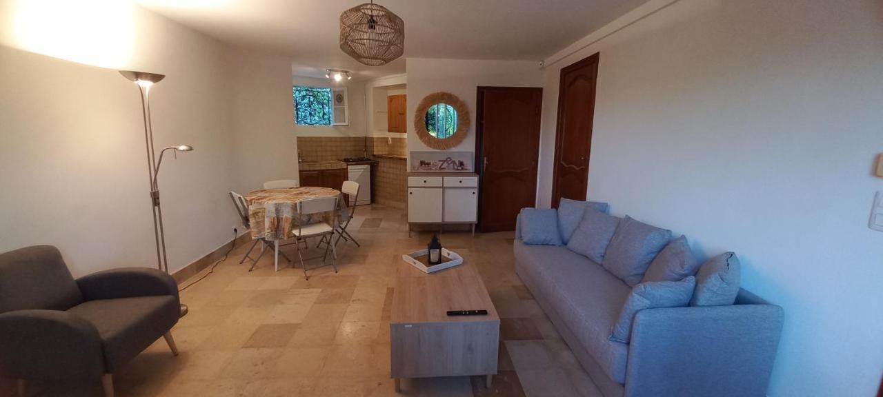 Appartement Et Sa Grande Terrasse En Rez De Jardin Saint Aygulf Εξωτερικό φωτογραφία