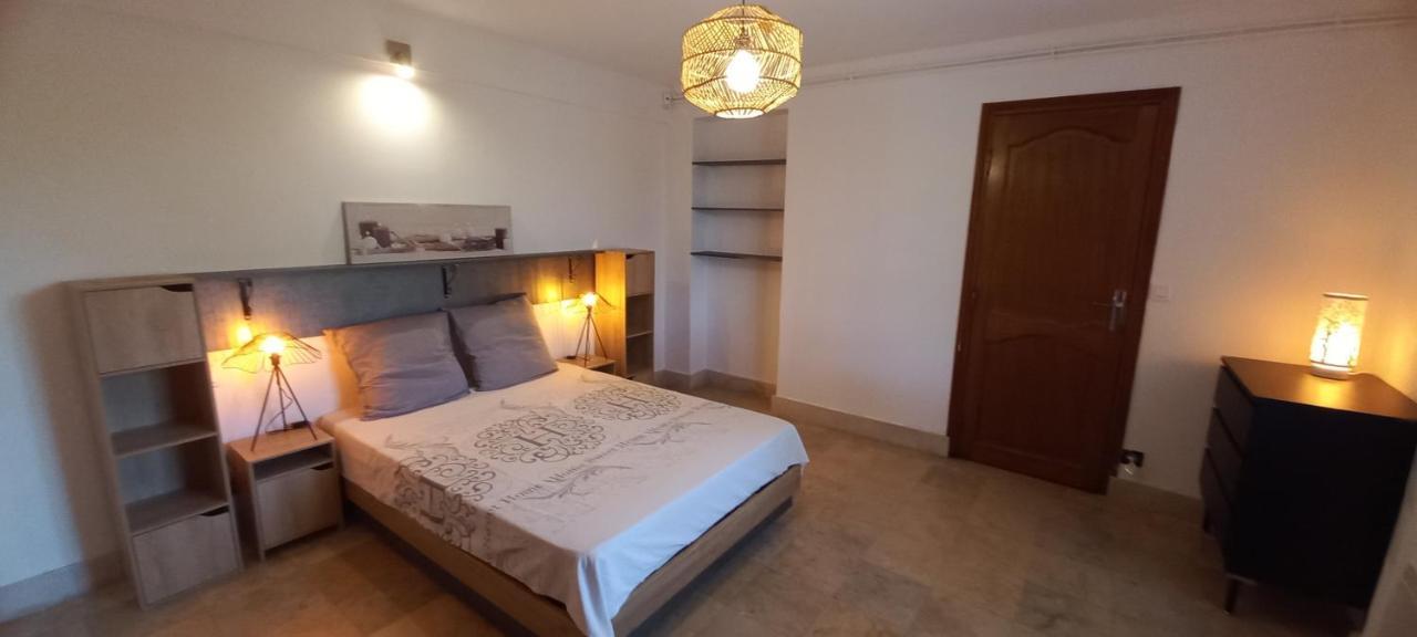 Appartement Et Sa Grande Terrasse En Rez De Jardin Saint Aygulf Εξωτερικό φωτογραφία